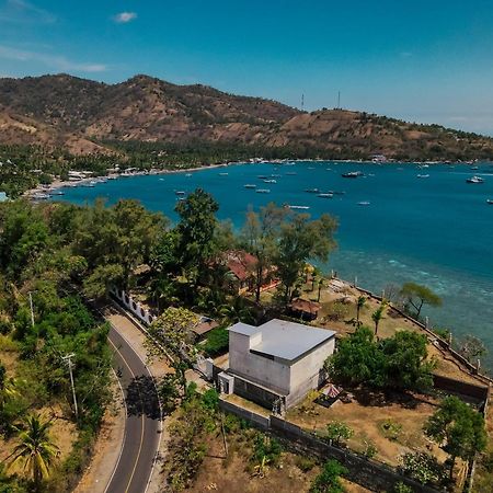 Villa Gili View By Maza à Teluknarat Extérieur photo
