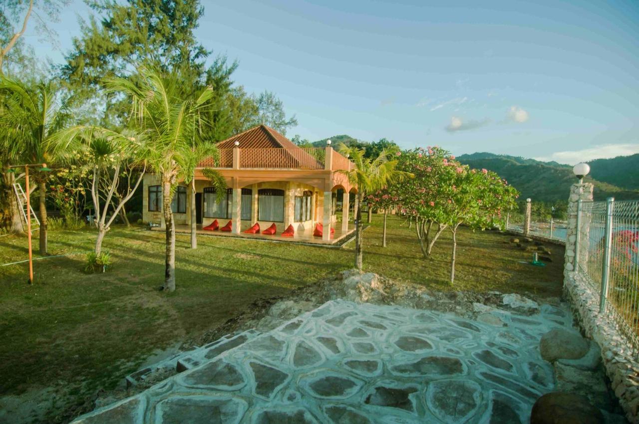 Villa Gili View By Maza à Teluknarat Extérieur photo